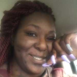 Meet your Posher, Yasmine